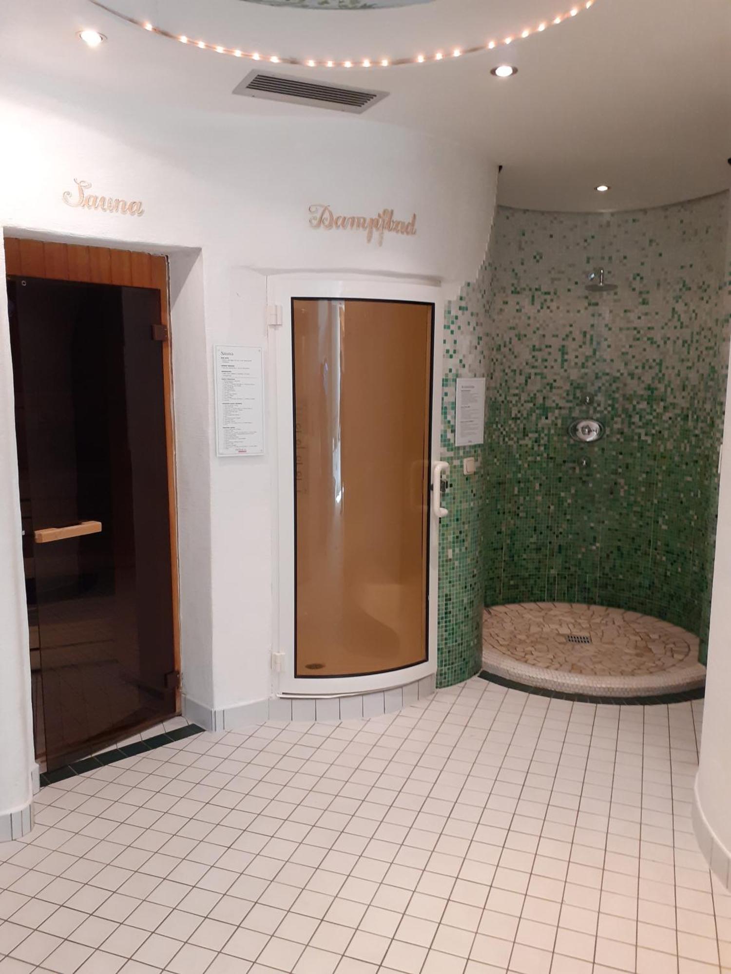 Hotel Neuwirt 마우어테른도르프 외부 사진
